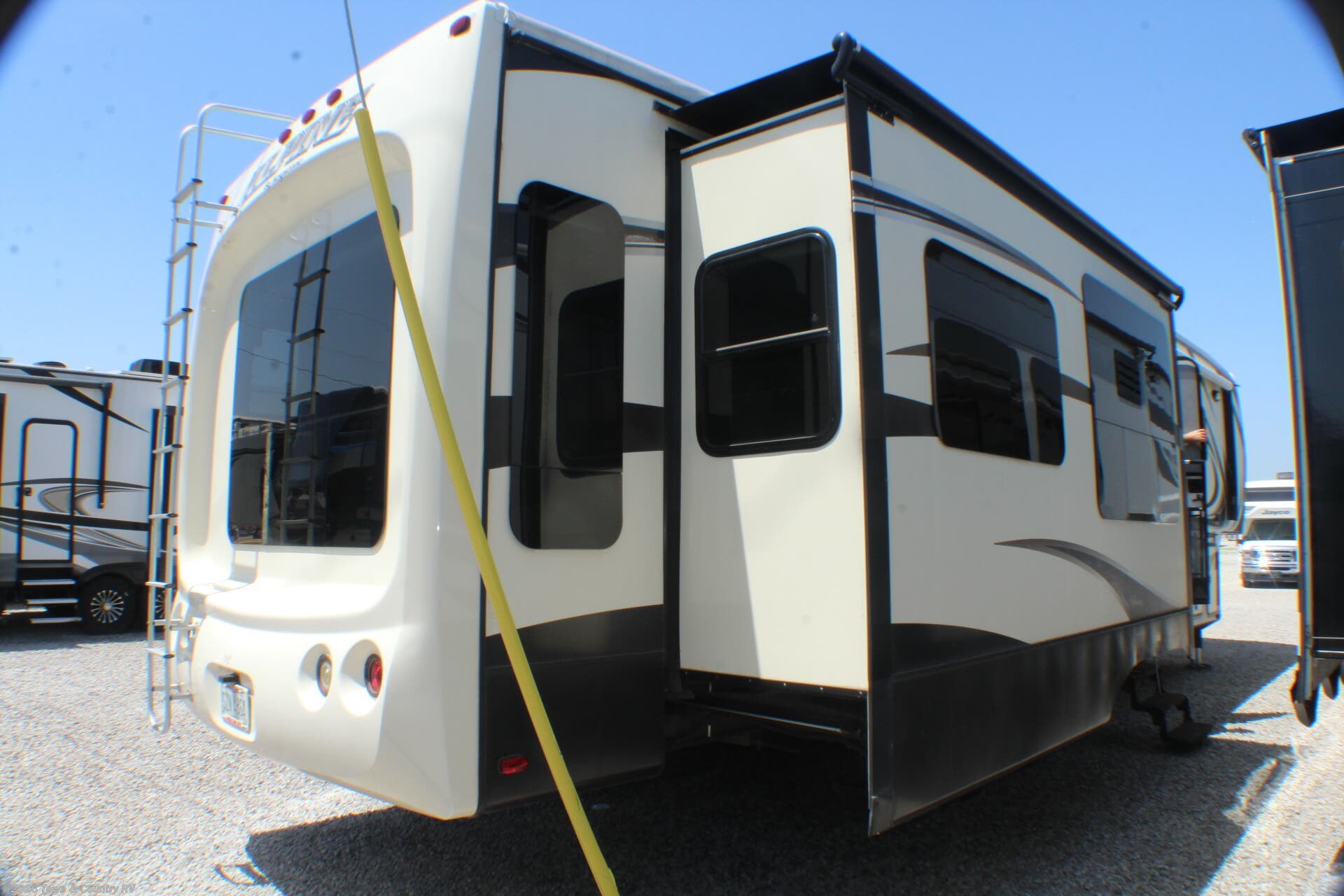 Used 2014 Keystone Alpine 3555RL available in Clyde, Ohio