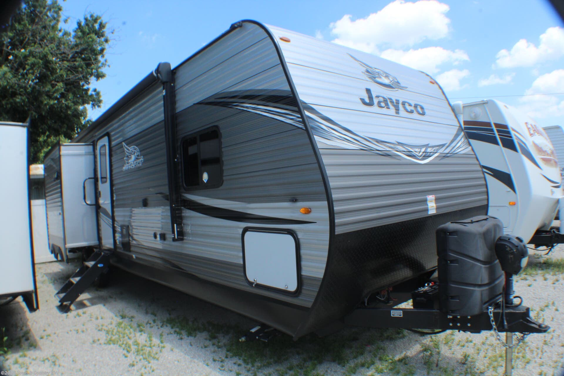 2021 Jayco Jay Flight 33RBTS - Used Travel Trailer For Sale by Town & Country RV in Clyde, Ohio