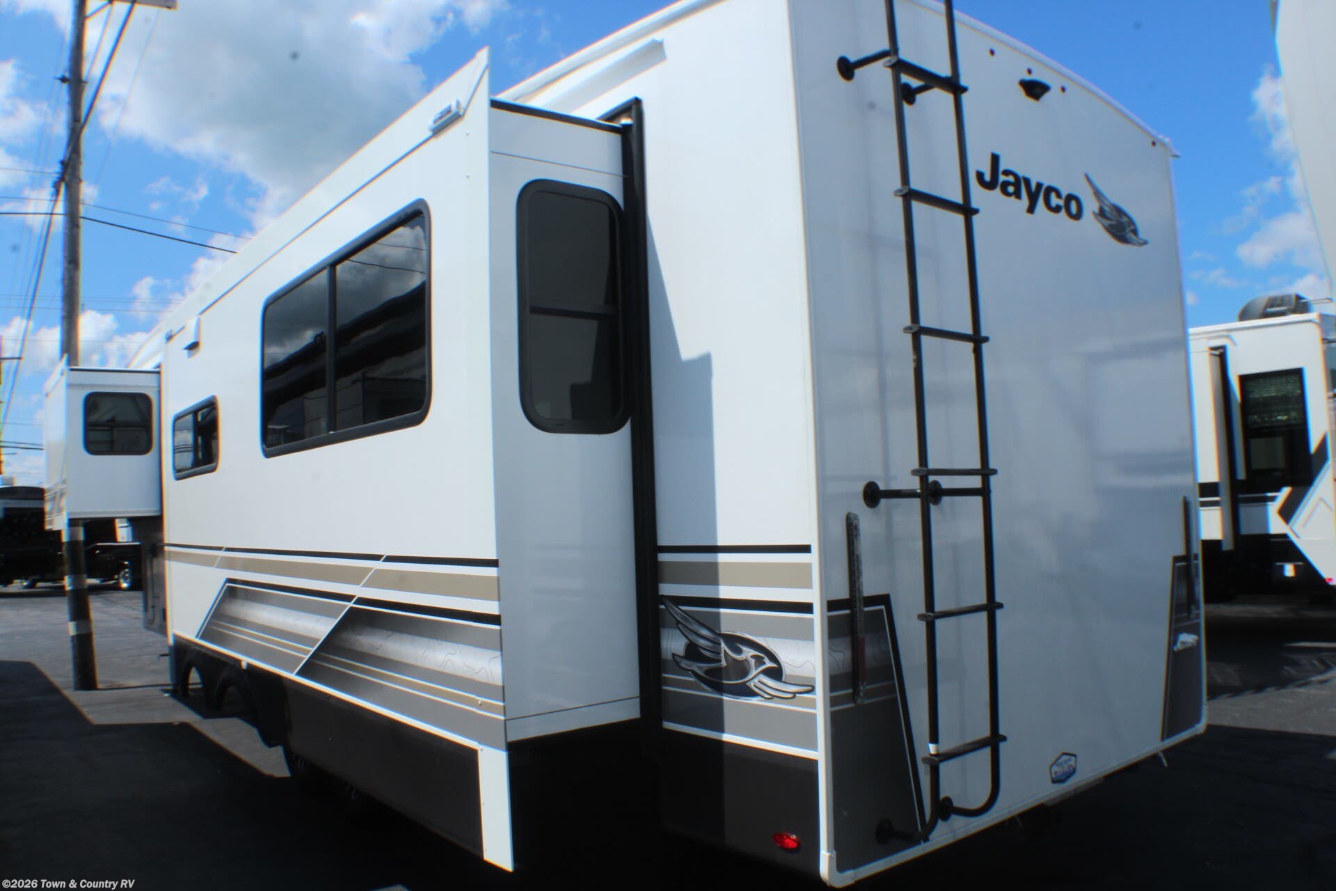 2027 Jayco Eagle 335LSTS - New Fifth Wheel For Sale by Town & Country RV in Clyde, Ohio