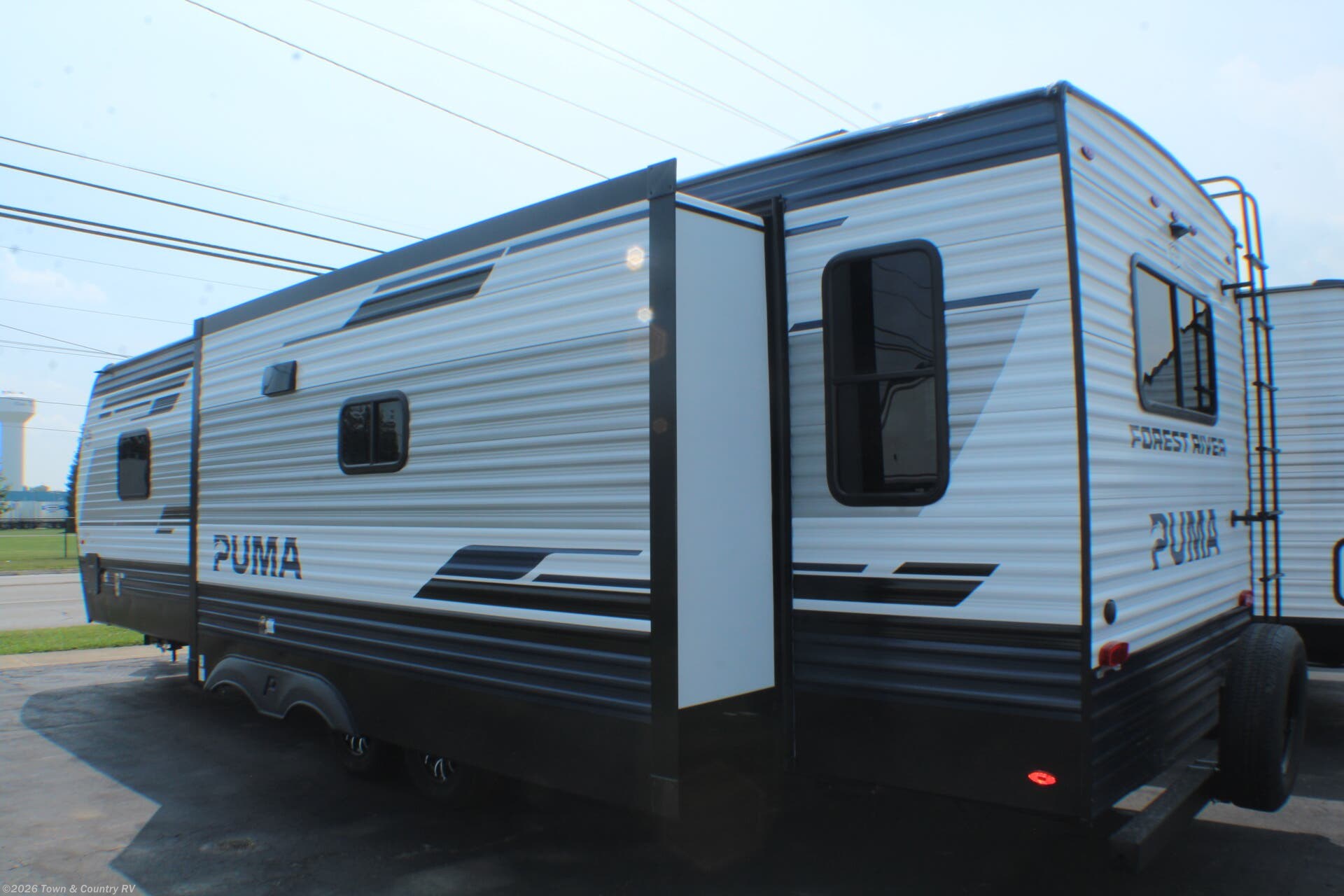 2027 Palomino Puma 290RL - New Travel Trailer For Sale by Town & Country RV in Clyde, Ohio