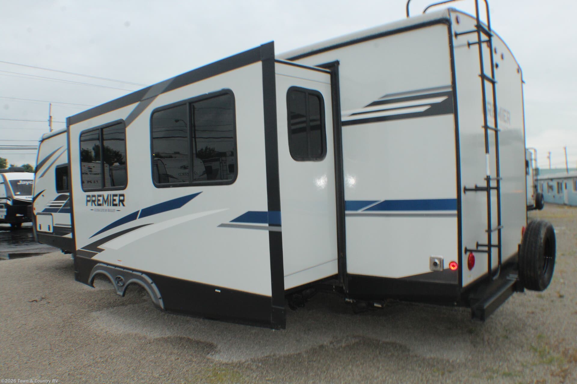 2021 Keystone Bullet Premier 29RK - Used Travel Trailer For Sale by Town & Country RV in Clyde, Ohio