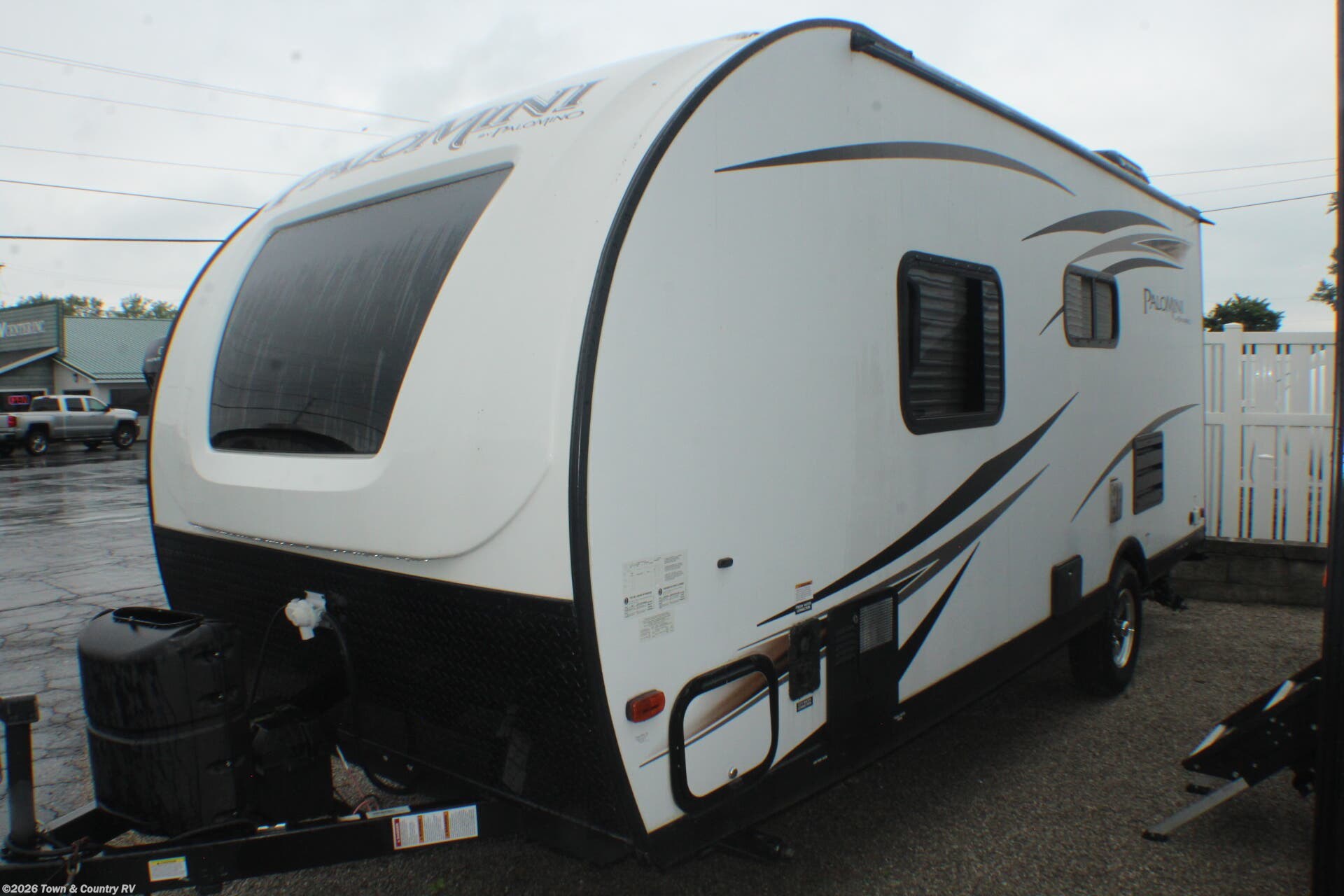 2018 Palomino Puma 180FB - Used Travel Trailer For Sale by Town & Country RV in Clyde, Ohio