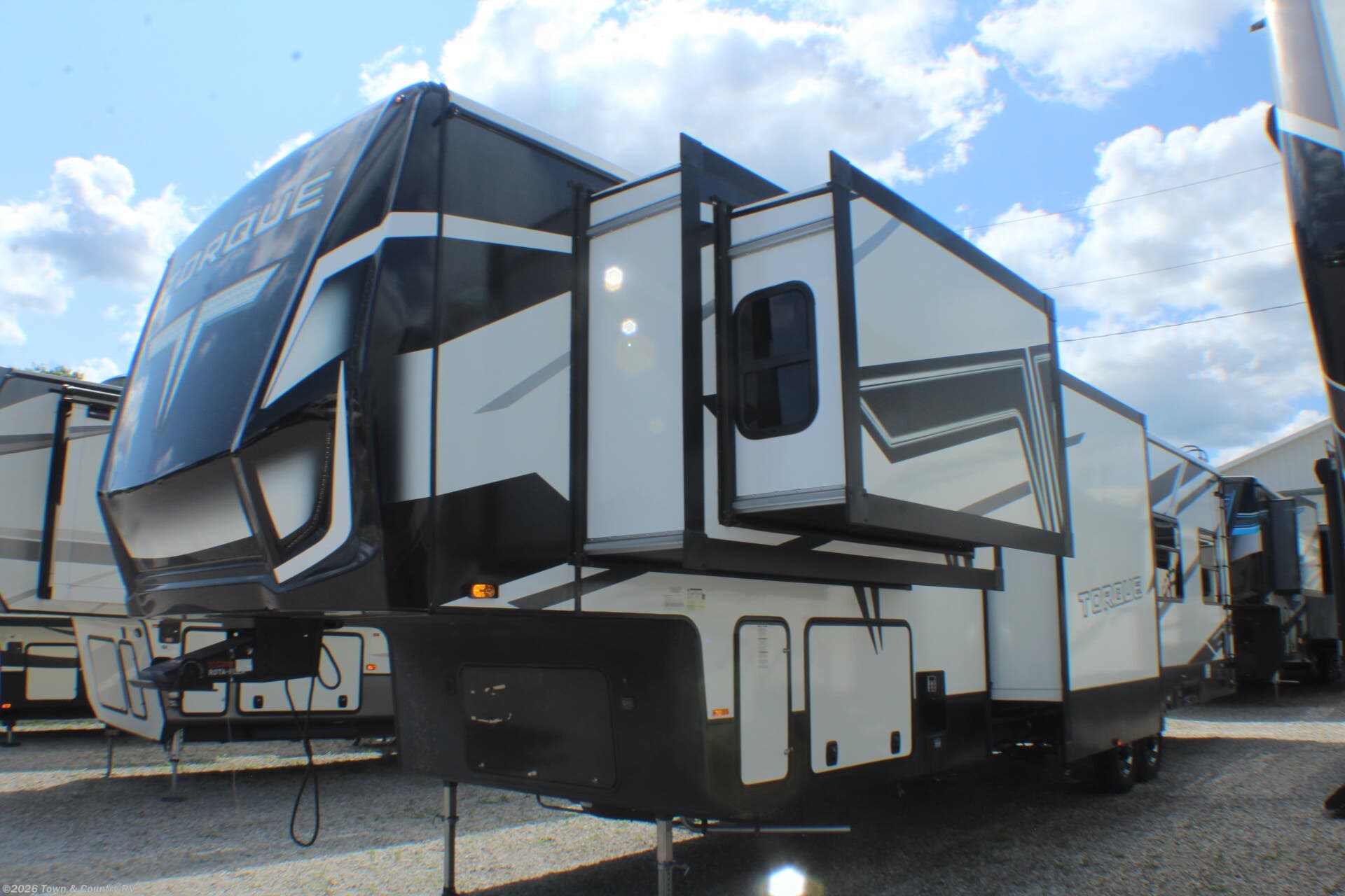 2024 Heartland Torque 384TQ - Used Toy Hauler For Sale by Town & Country RV in Clyde, Ohio