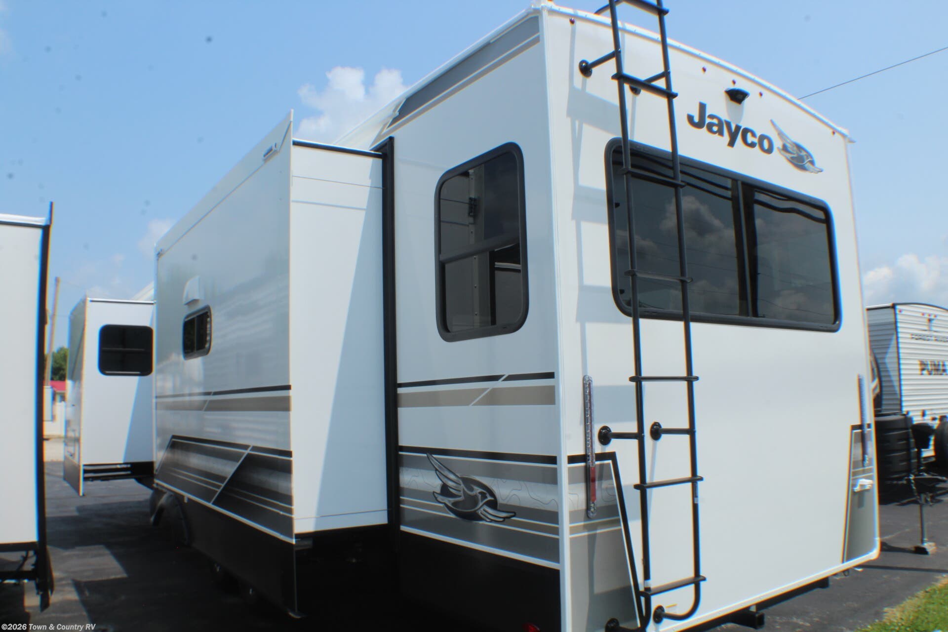 2027 Jayco Eagle 294CKBS - New Travel Trailer For Sale by Town & Country RV in Clyde, Ohio
