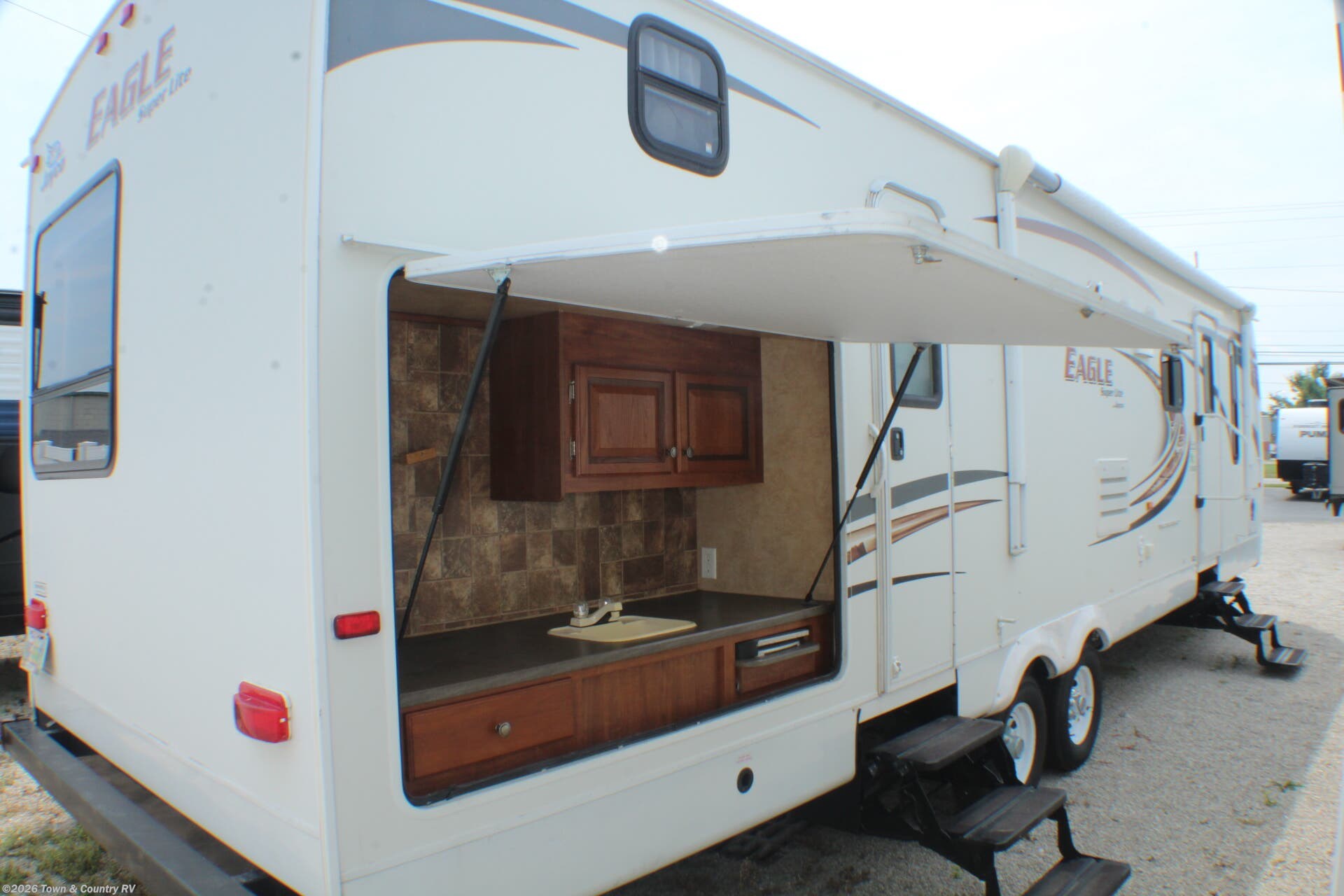 2012 Eagle 314BDS by Jayco from Town & Country RV in Clyde, Ohio