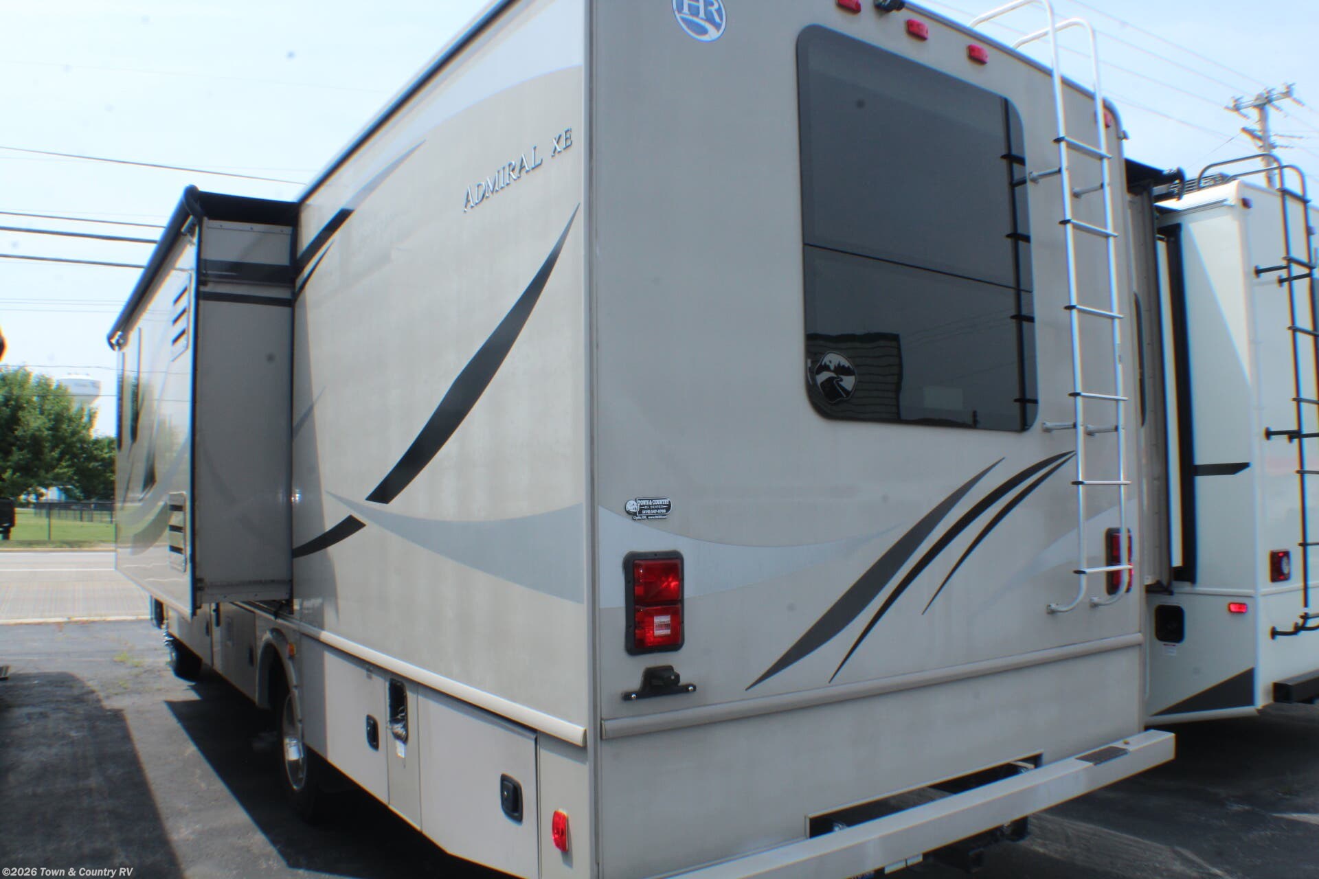 2017 Holiday Rambler Admiral XE 30P - Used Class A For Sale by Town & Country RV in Clyde, Ohio