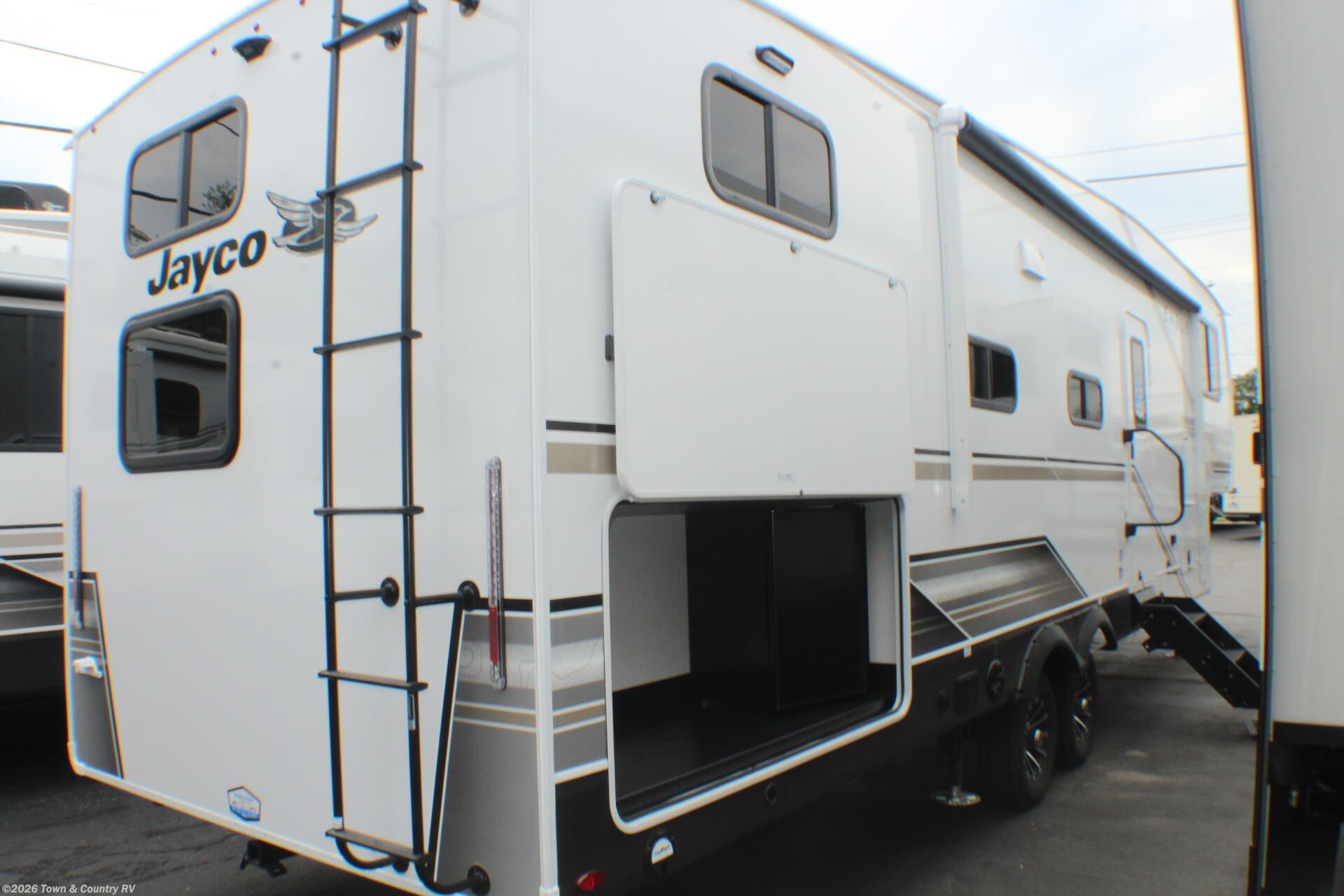 New 2027 Jayco Eagle 31QBH available in Clyde, Ohio