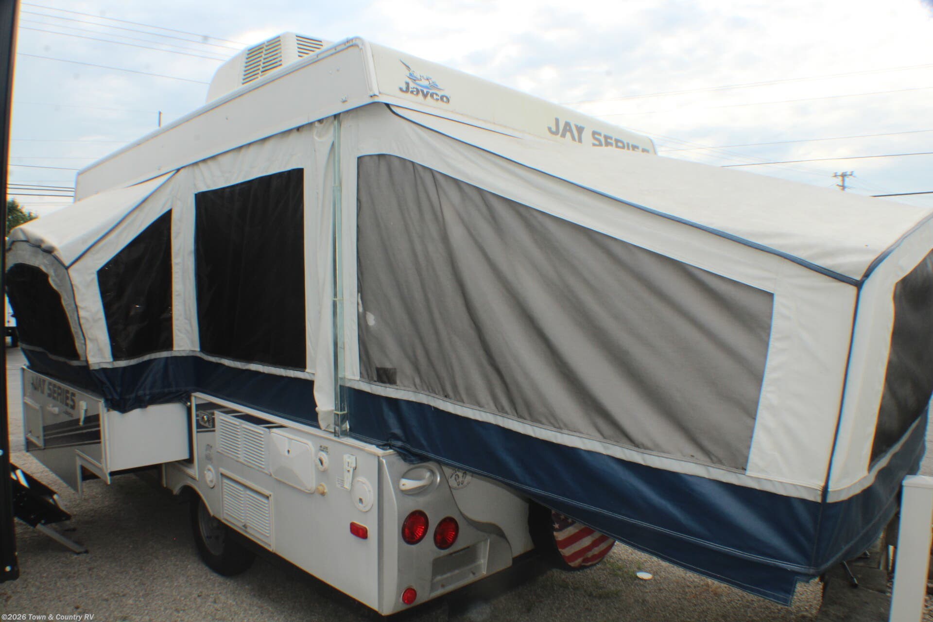 2009 Jayco Jay Series 1206 - Used Popup For Sale by Town & Country RV in Clyde, Ohio
