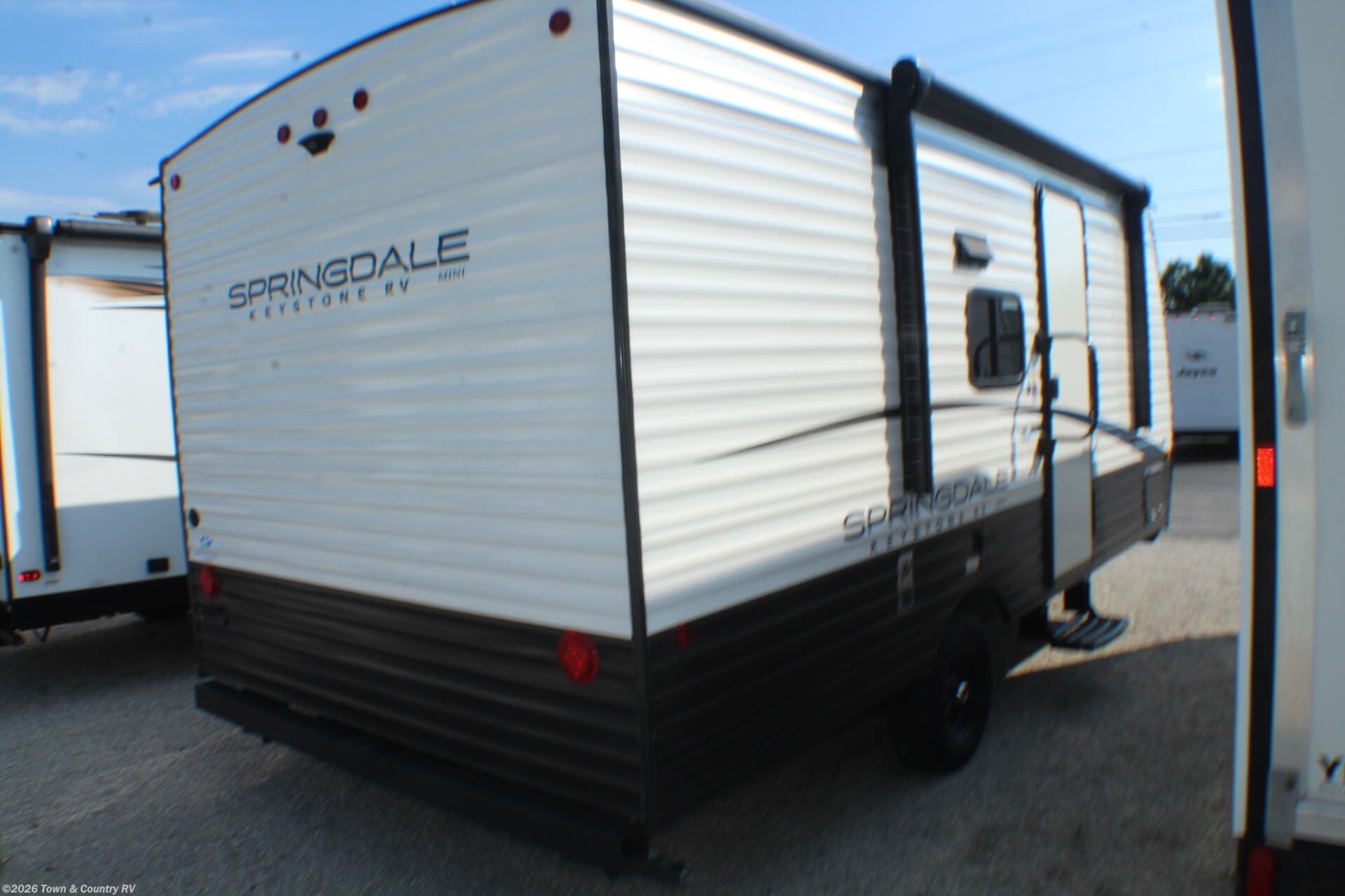 2024 Springdale 1790FQ by Keystone from Town & Country RV in Clyde, Ohio