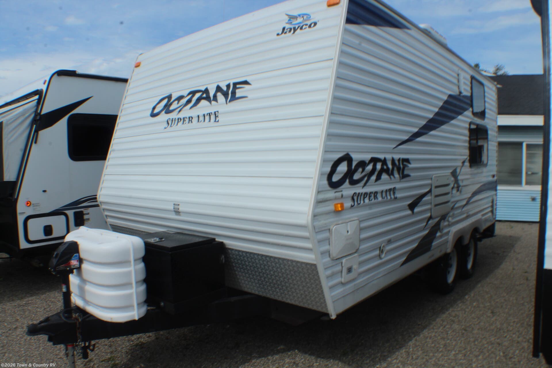 2011 Jayco Octane Super Lite 161 - Used Toy Hauler For Sale by Town & Country RV in Clyde, Ohio