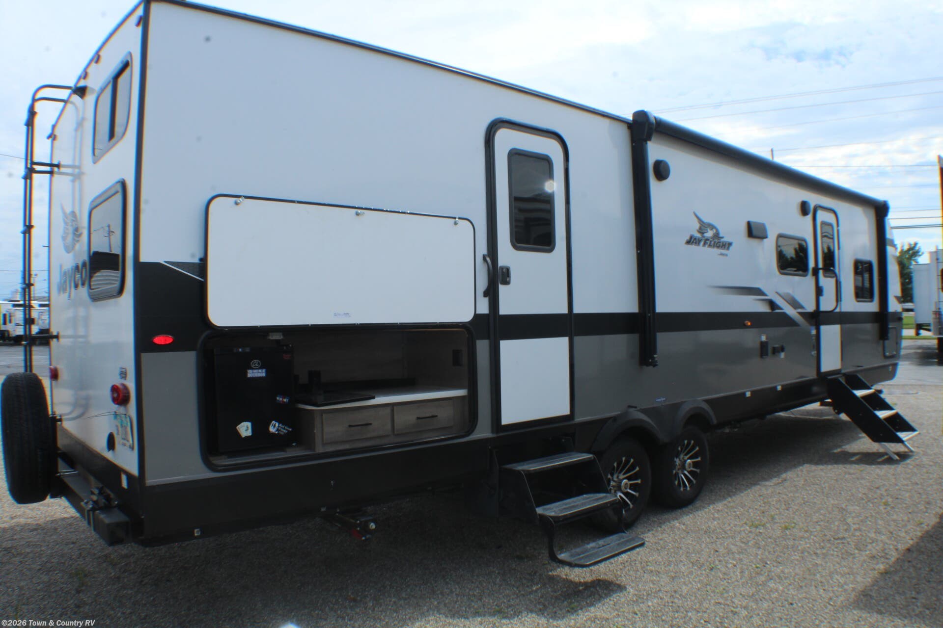 2024 Jay Flight 324BDS by Jayco from Town & Country RV in Clyde, Ohio