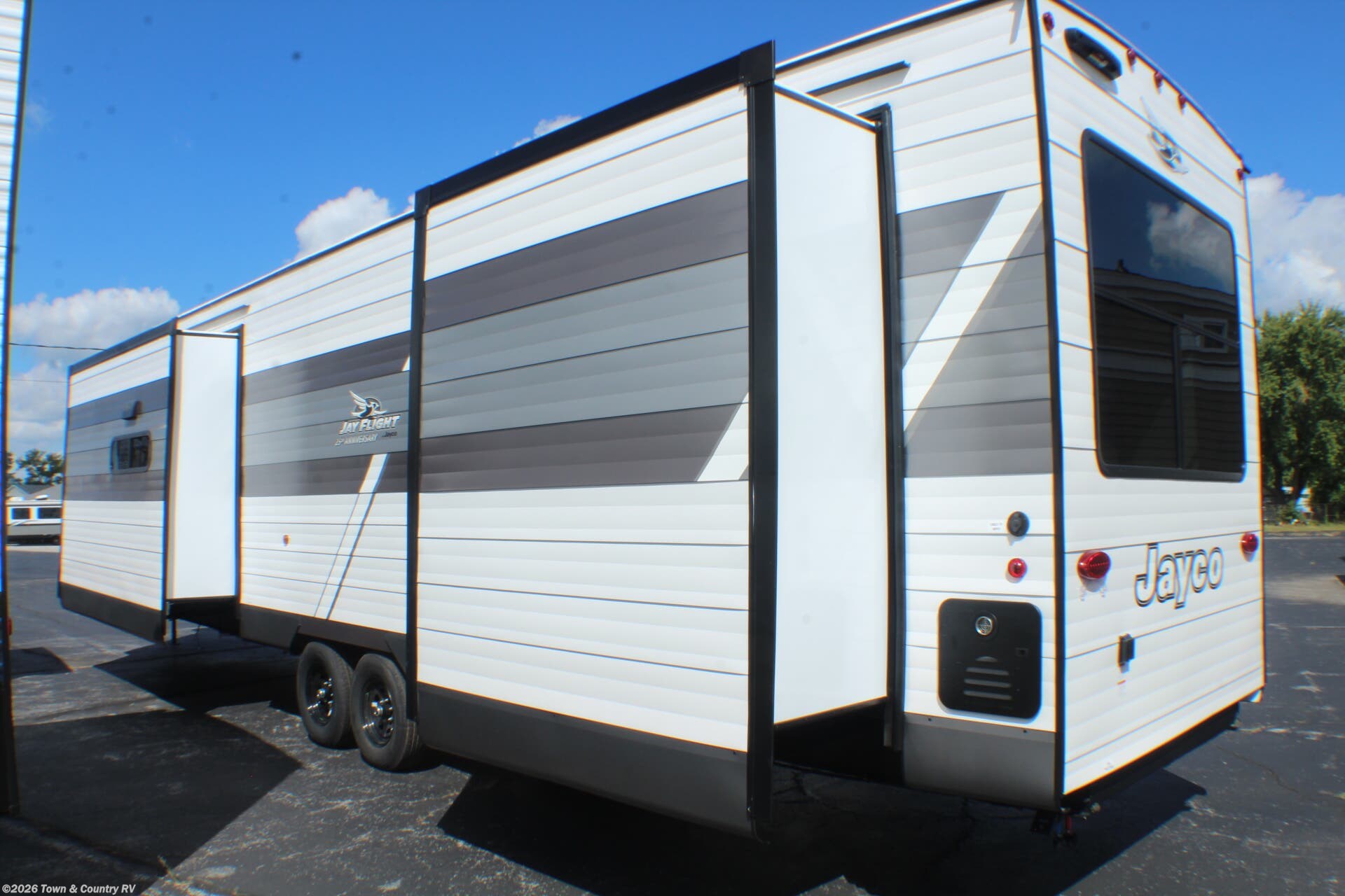2027 Jayco Jay Flight Bungalow 401FLTS - New Destination Trailer For Sale by Town & Country RV in Clyde, Ohio