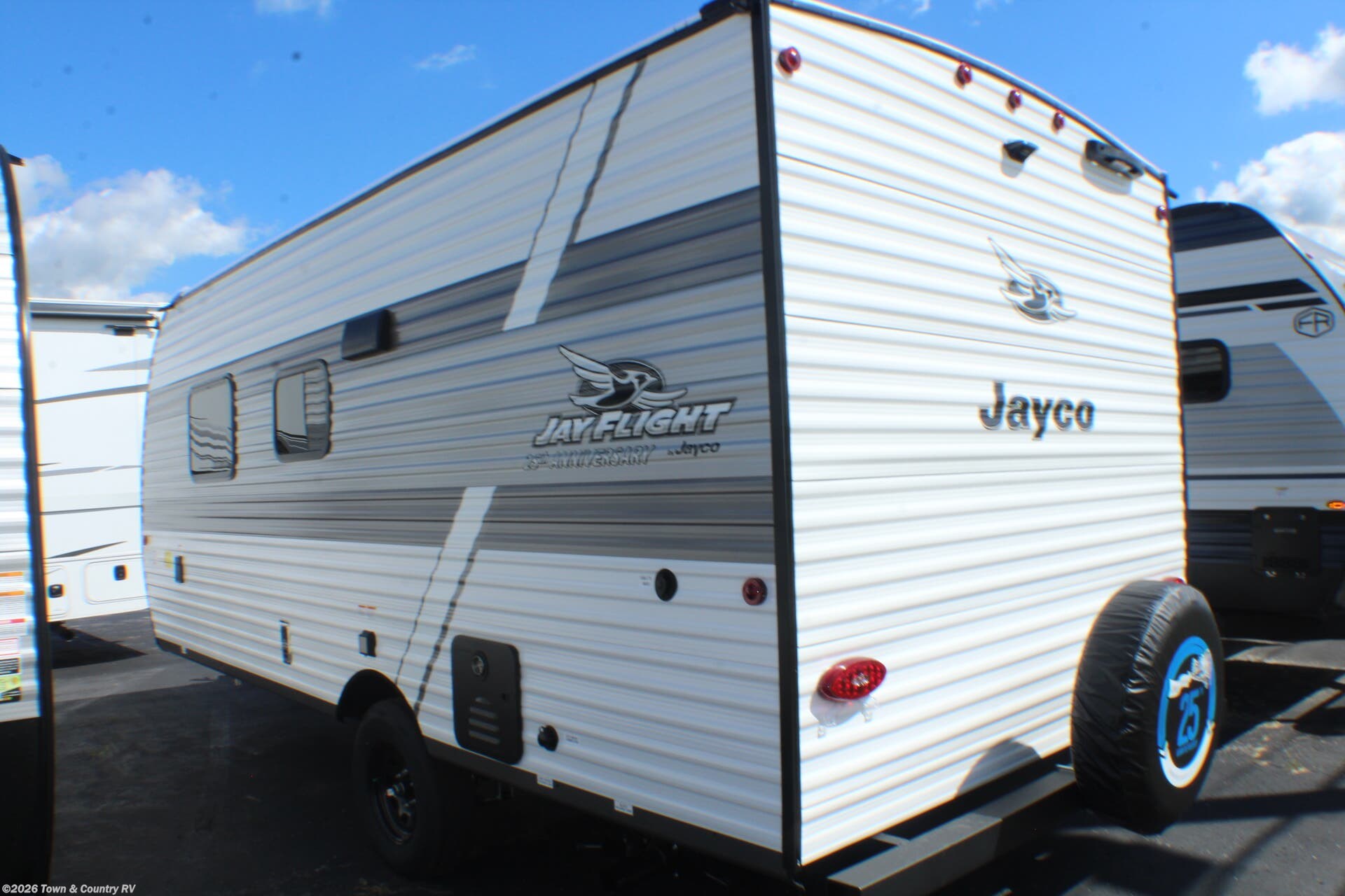 2027 Jay Flight 175FQ by Jayco from Town & Country RV in Clyde, Ohio