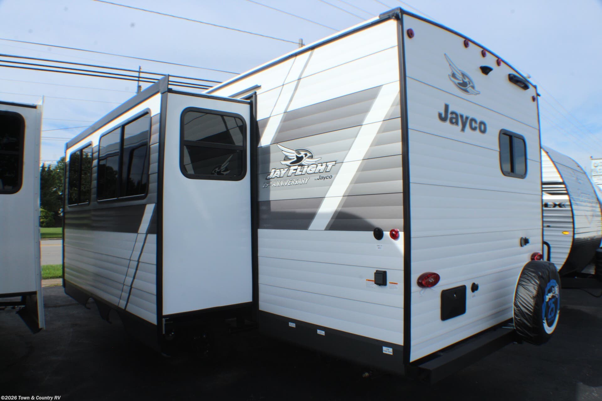 2027 Jayco Jay Flight 265MWS - New Travel Trailer For Sale by Town & Country RV in Clyde, Ohio