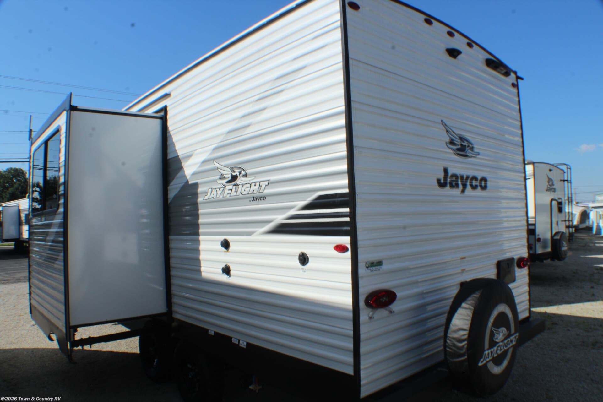 2025 Jayco Jay Flight SLX 200MKS - Used Travel Trailer For Sale by Town & Country RV in Clyde, Ohio
