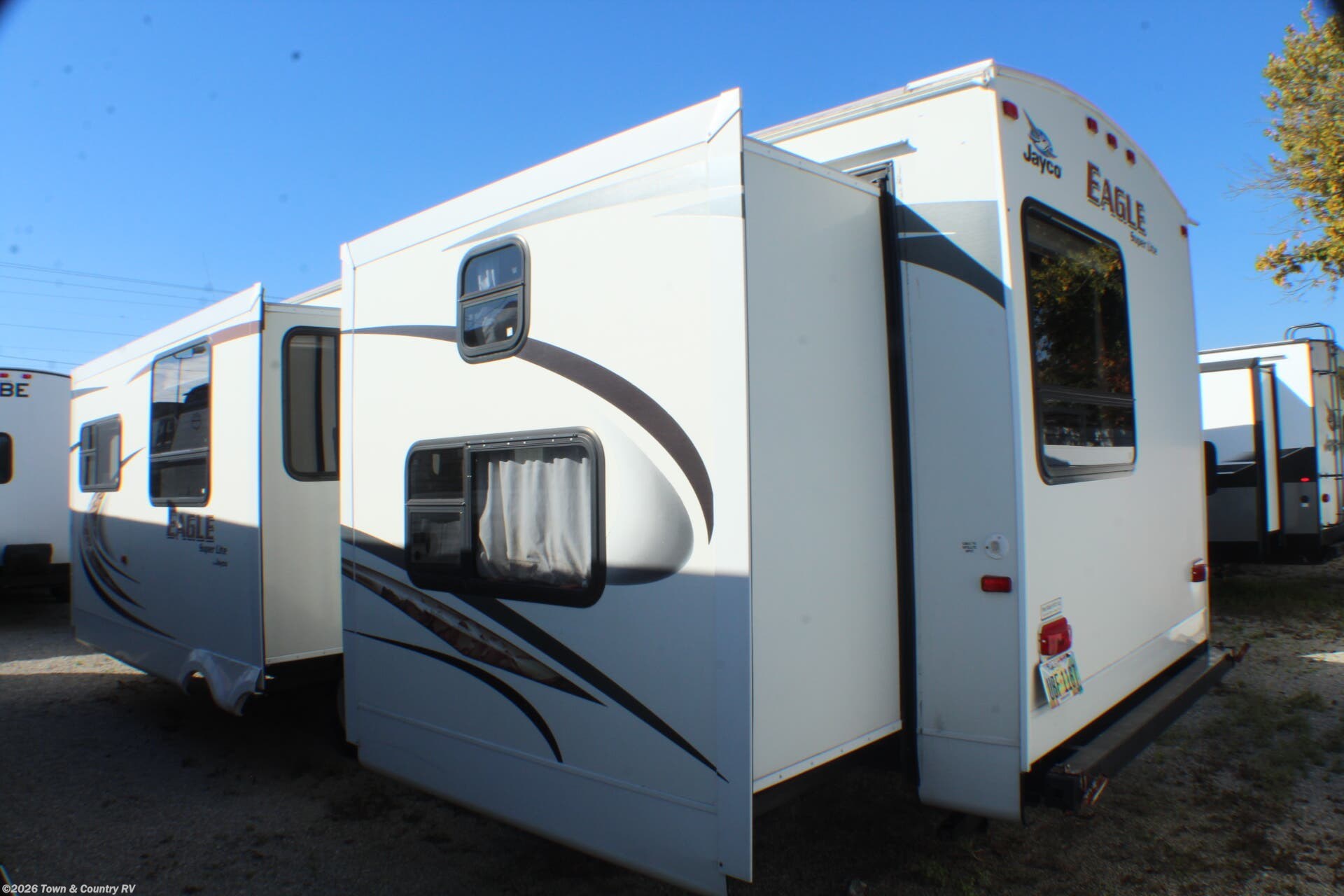 2011 Jayco Eagle 256RKS - Used Travel Trailer For Sale by Town & Country RV in Clyde, Ohio