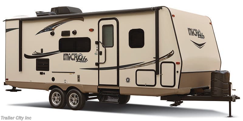2017 Forest River Flagstaff Micro Lite 21DS RV for Sale in Whitehall