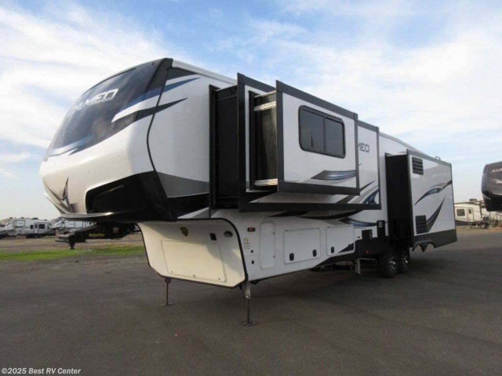 2021 CrossRoads Cameo CE3891MK RV for Sale in Turlock, CA 95382 | 25513 ...