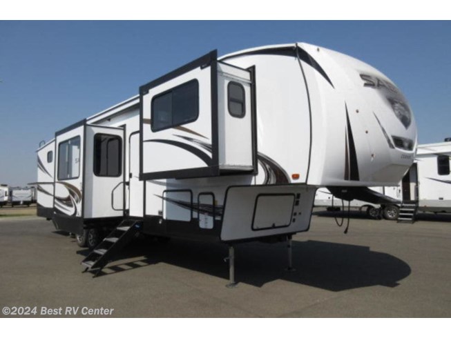 New 2022 Forest River Sabre 37FLH available in Turlock, California
