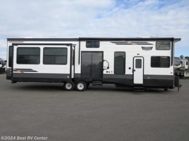 2022 Wildwood Grand Lodge 42DL by Forest River from Best RV Center in Turlock, California