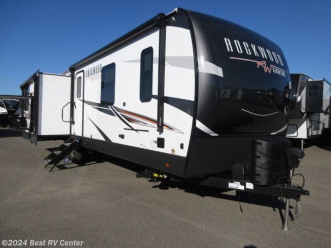 New 2022 Forest River Rockwood Signature Ultra Lite 8332SB available in Turlock, California