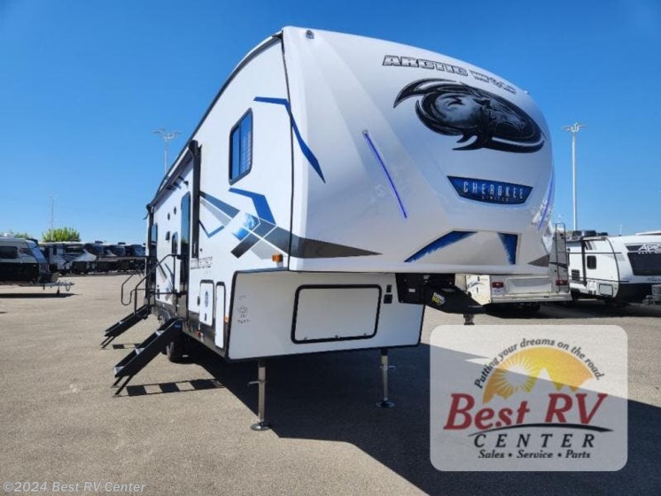 New 2024 Forest River Cherokee Arctic Wolf 321BH available in Turlock, California