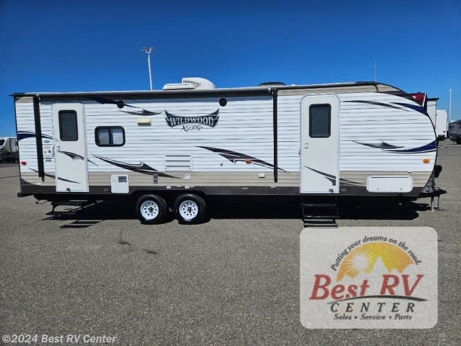2015 Wildwood X-Lite 252RLXL by Forest River from Best RV Center in Turlock, California