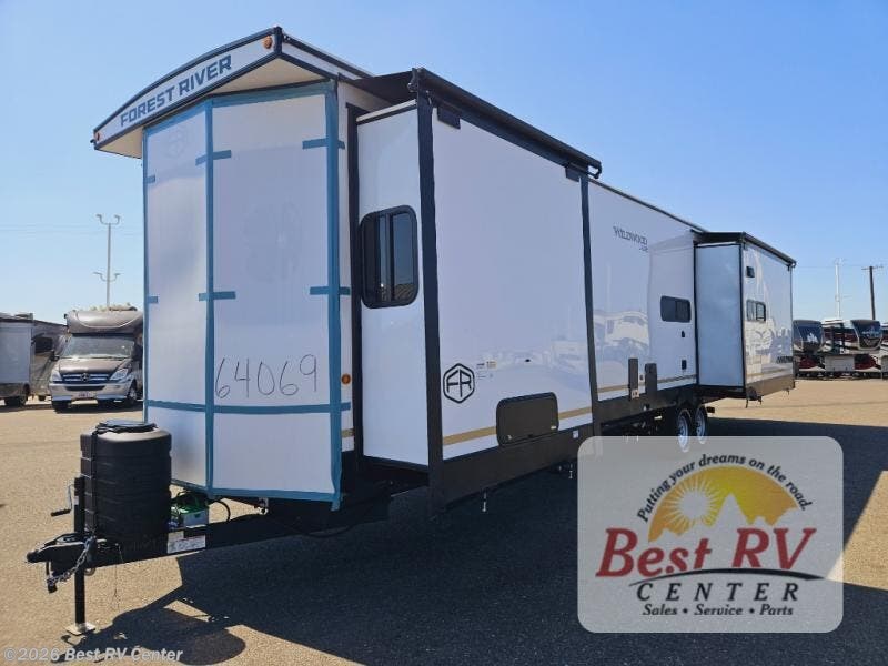 2025 Forest River Wildwood Lodge 40RLB RV for Sale in Turlock, CA 95382 ...