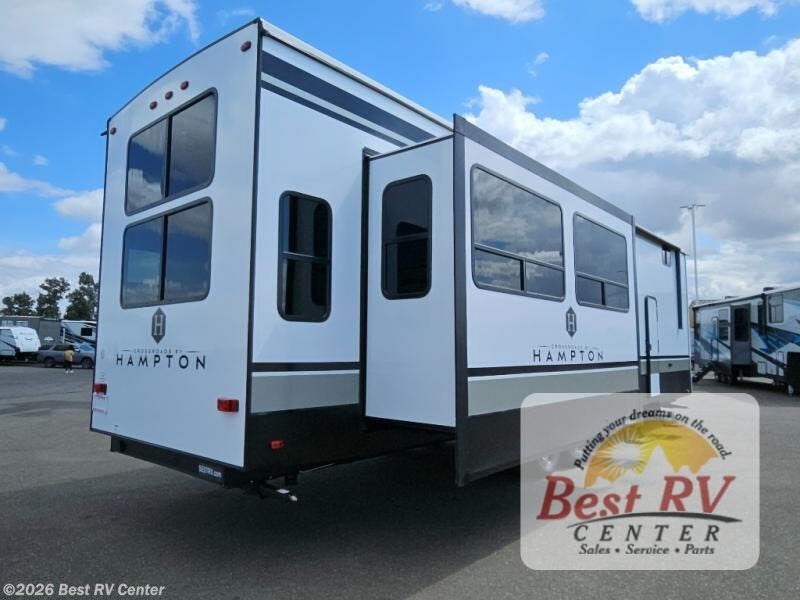 New 2025 CrossRoads Hampton HP375DBL available in Turlock, California