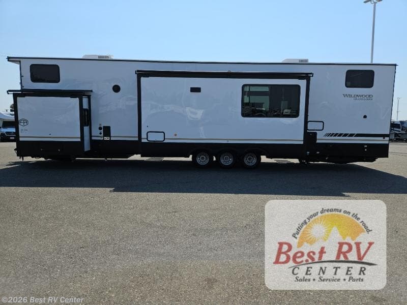2025 Wildwood Grand Lodge 44VIEW by Forest River from Best RV Center in Turlock, California