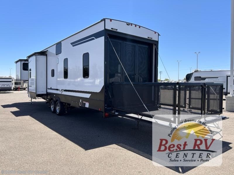 New 2026 Dutchmen Voltage V-Series 3850 available in Turlock, California