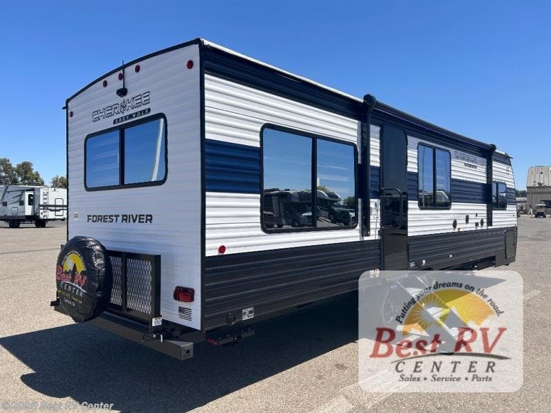 New 2026 Forest River Cherokee Grey Wolf 27LH available in Turlock, California