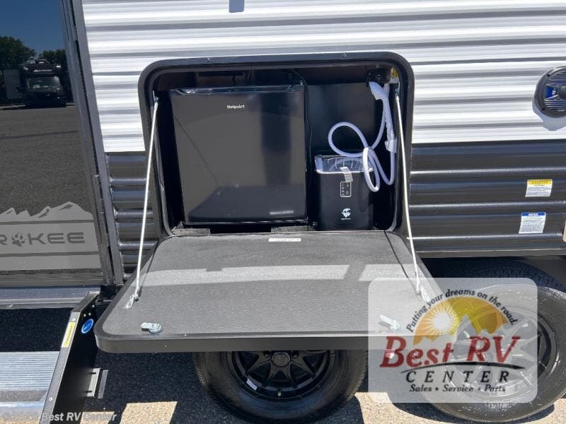 New 2026 Forest River Cherokee Grey Wolf 29QB available in Turlock, California