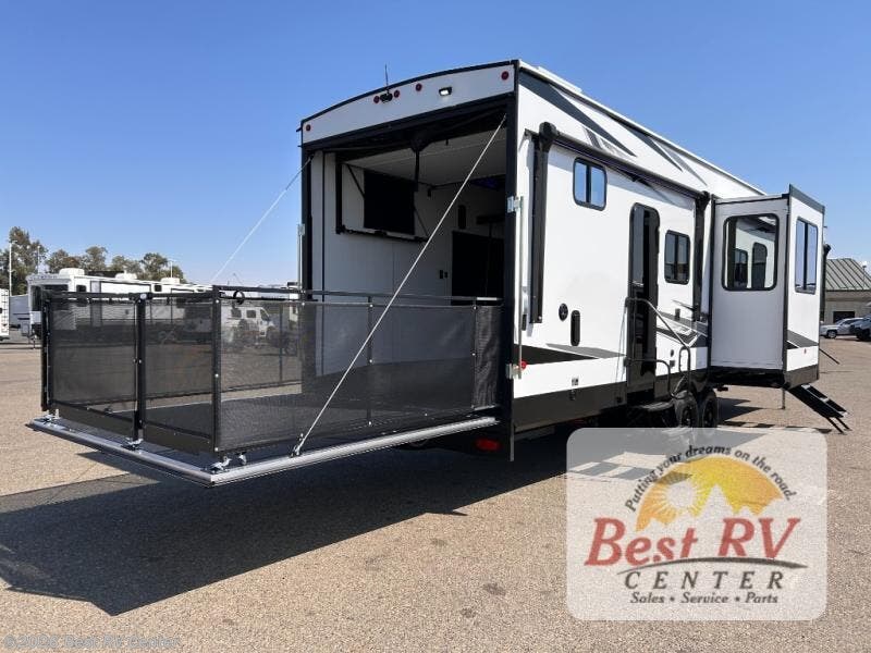 New 2026 Forest River Cherokee Wolf Pack 290PACK13 available in Turlock, California