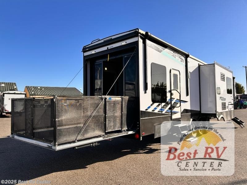 Used 2023 Keystone Fuzion 430 available in Turlock, California