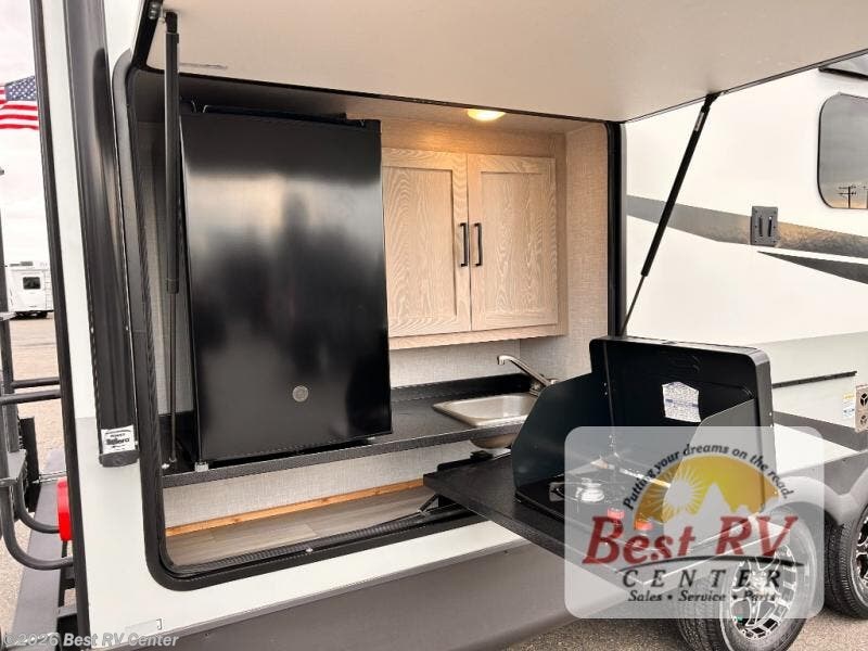 Used 2022 Forest River Rockwood Mini Lite 2507S available in Turlock, California