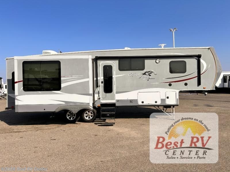 2016 Roamer RF337RLS by Highland Ridge from Best RV Center in Turlock, California