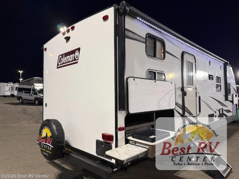 Used 2020 Coleman Light 2455BH available in Turlock, California