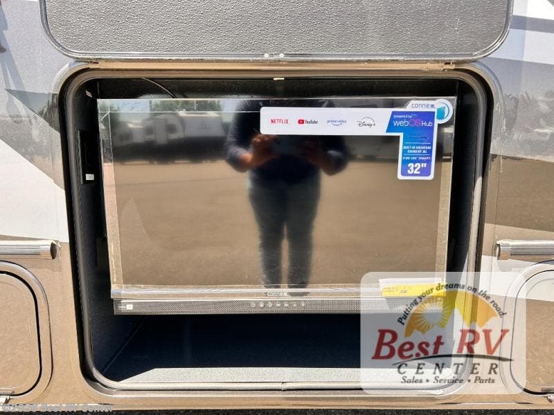 New 2026 Coachmen Leprechaun 260DS Ford 450 available in Turlock, California