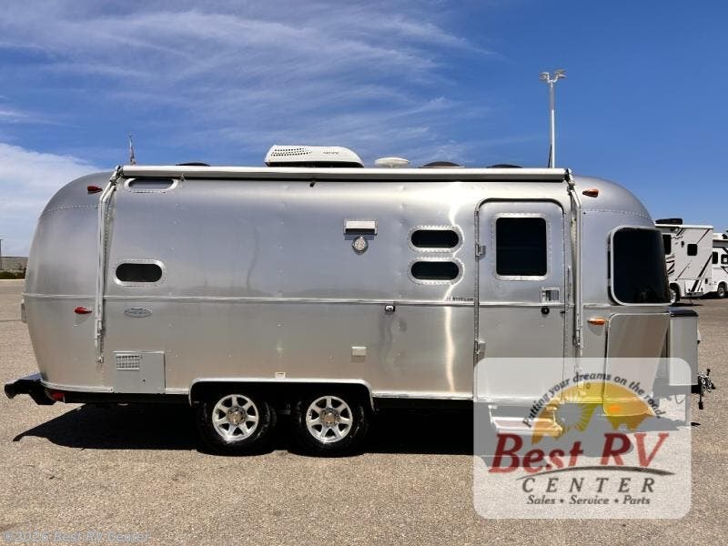 2017 Flying Cloud 23D Bunk by Airstream from Best RV Center in Turlock, California