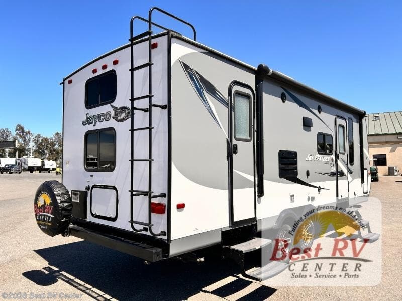 Used 2016 Jayco Jay Feather 23BHM available in Turlock, California