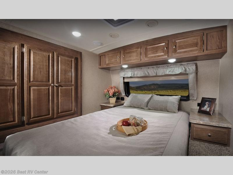 2019 Rockwood Ultra Lite 2902WS by Forest River from Best RV Center in Turlock, California