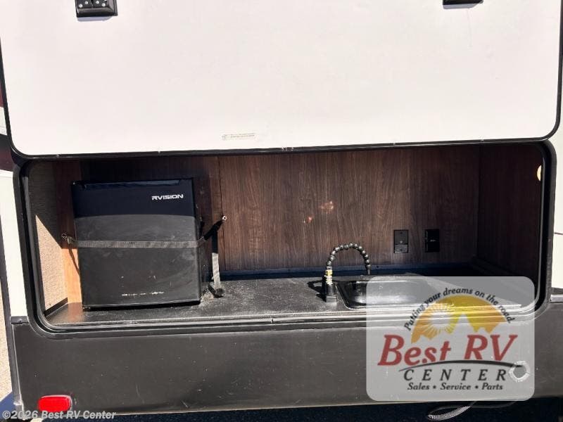Used 2017 Heartland Pioneer 276 available in Turlock, California