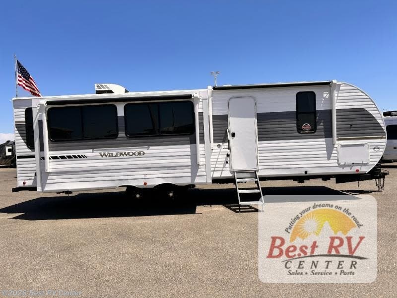2027 Wildwood 27RLHD by Forest River from Best RV Center in Turlock, California