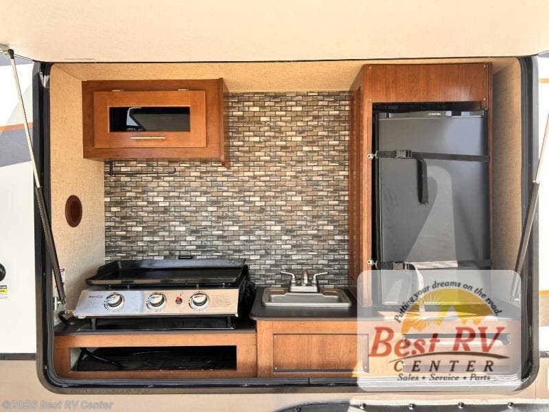 Used 2017 Forest River Wildcat Maxx 30DBH available in Turlock, California