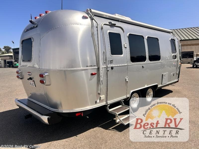 Used 2017 Airstream International Signature 23FB available in Turlock, California