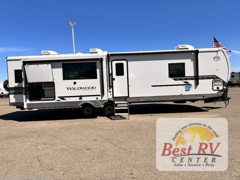2027 Wildwood Heritage Glen 305RLOK by Forest River from Best RV Center in Turlock, California