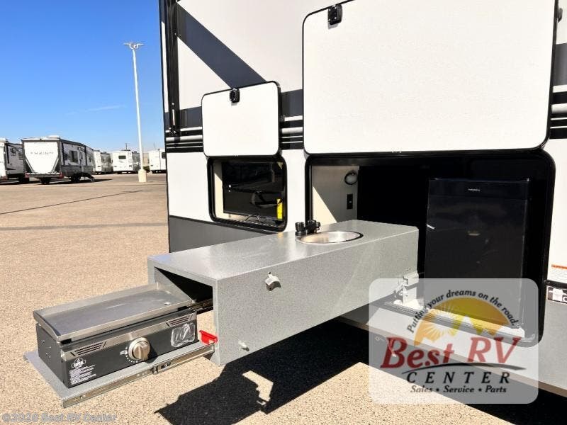 New 2027 Forest River Wildwood Heritage Glen Elite Series 36FL available in Turlock, California