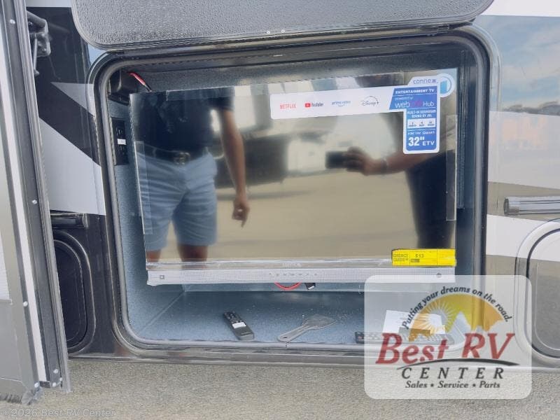 New 2027 Coachmen Leprechaun 260DS Ford 450 available in Turlock, California