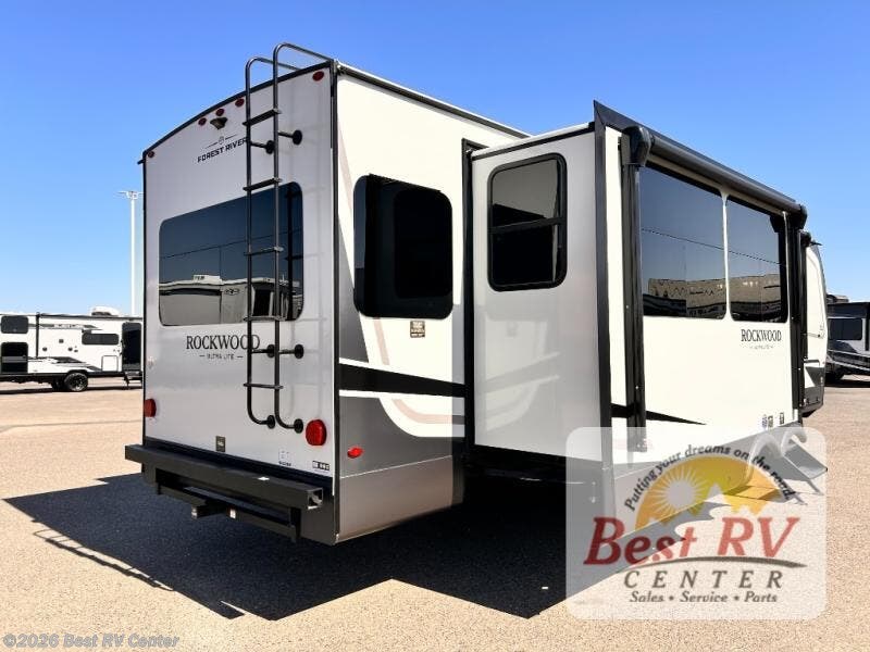 New 2027 Forest River Rockwood Ultra Lite 2916RL available in Turlock, California